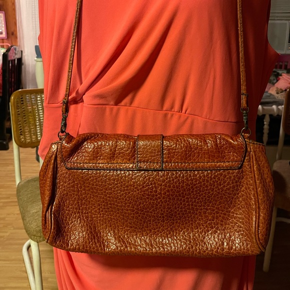 Capacchioli Crossbody - Picture 3 of 3